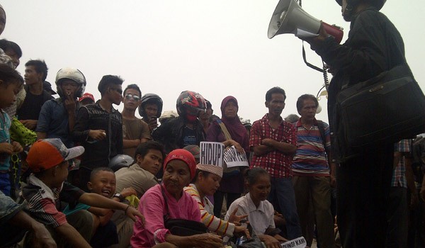 Ribuan masa dari warga SAD dan Petani Kunangan Jaya II yang tergabung dari Sekretariat bersama Gerakan Nasional